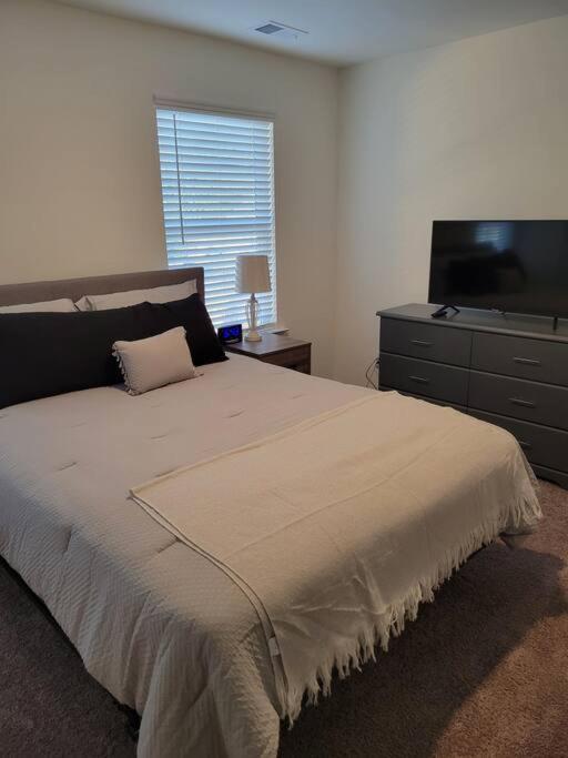 Sc 3755 New 2 Bedroom Townhouse Ft Jackson & Usc Columbia Buitenkant foto