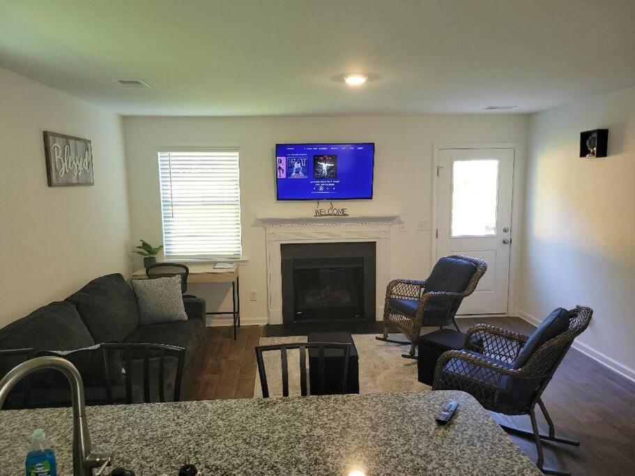 Sc 3755 New 2 Bedroom Townhouse Ft Jackson & Usc Columbia Buitenkant foto