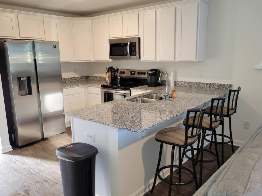 Sc 3755 New 2 Bedroom Townhouse Ft Jackson & Usc Columbia Buitenkant foto
